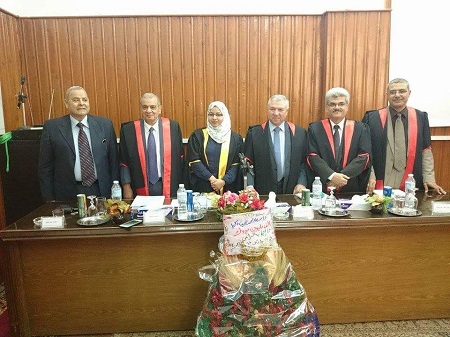 مناقشة الدكتوراه للمدرس المساعد/ سعاد نجيب